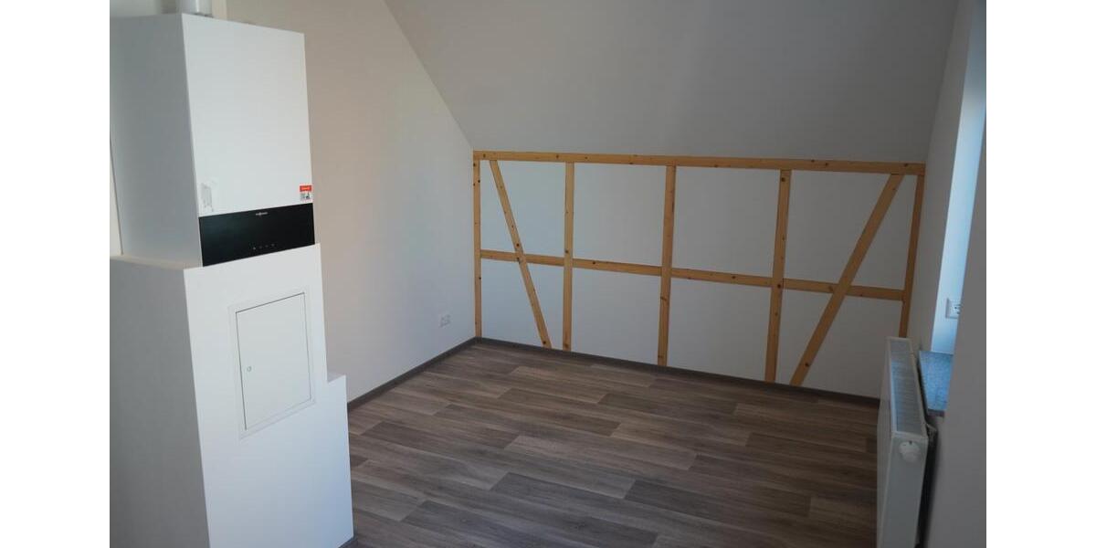 Dachgeschoßwohnung Haldensleben - 2 Zimmer, 50 m&sup2;, 550&euro; | Angebot:26393084