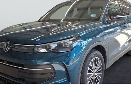 VW Tiguan 20.301 km 40.654 € Artern 06556