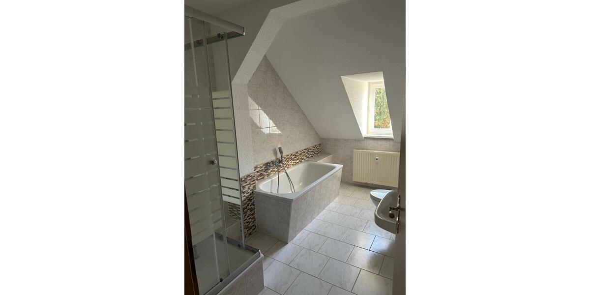 2-Zimmer-Wohnung mit renoviertem Bad und tollem Ausblick in Aue 2 zimmer