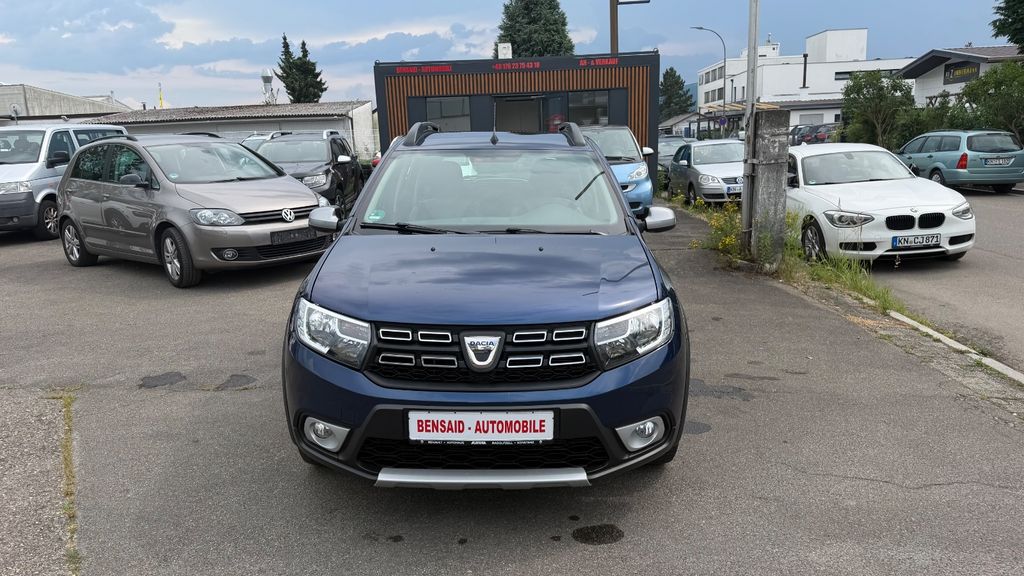 Dacia Sandero 196.000 km 3.999 &euro; Singen 78224