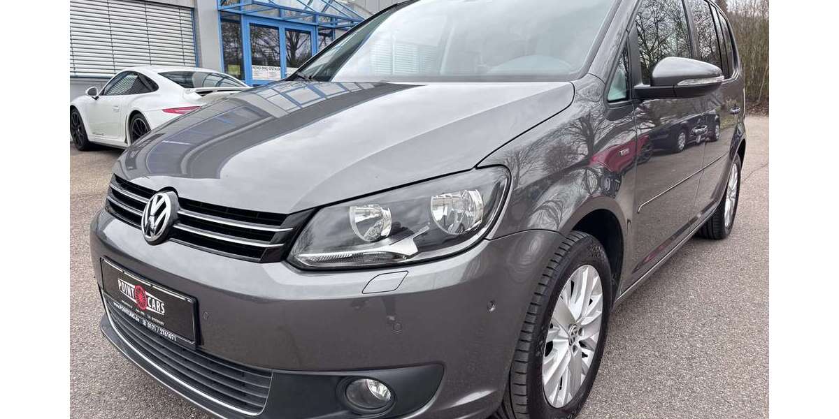 VW Touran 210.000 km 8.999 &euro; Essingen 73457