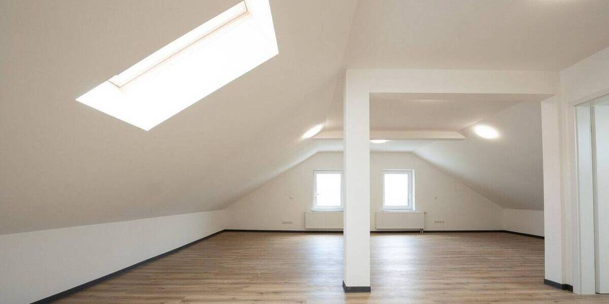 Etagenwohnung Buchenberg - 4 Zimmer, 129 m&sup2;, 1.550&euro; | Angebot:26866287