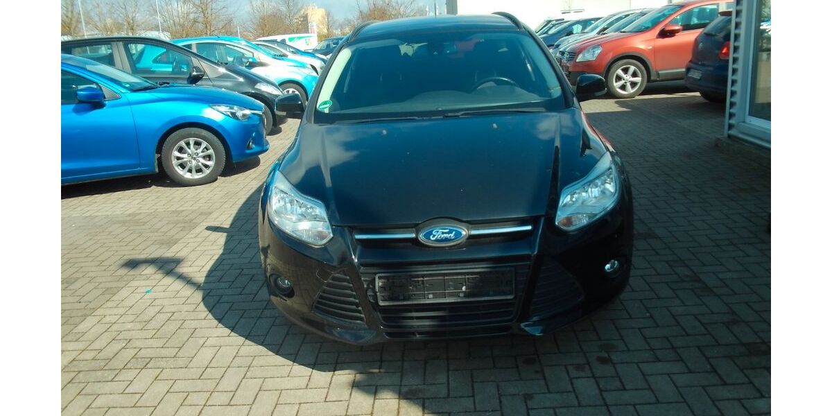 Ford Focus 136.000 km 2.900 &euro; Magdeburg 39128