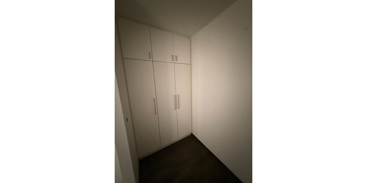 Etagenwohnung Flensburg - 5 Zimmer, 136 m&sup2;, 1.285&euro; | Angebot:25384721