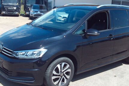 VW Touran 99.325 km 19.950 &euro; Burgau 89331