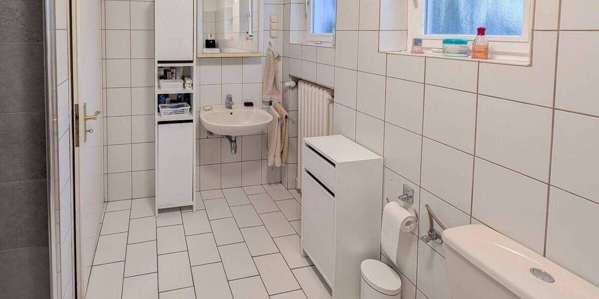 Einfamilienhaus Emden Stadtzentrum - 5 Zimmer, 204 m&sup2;, 399.000&euro; | Angebot:26055203