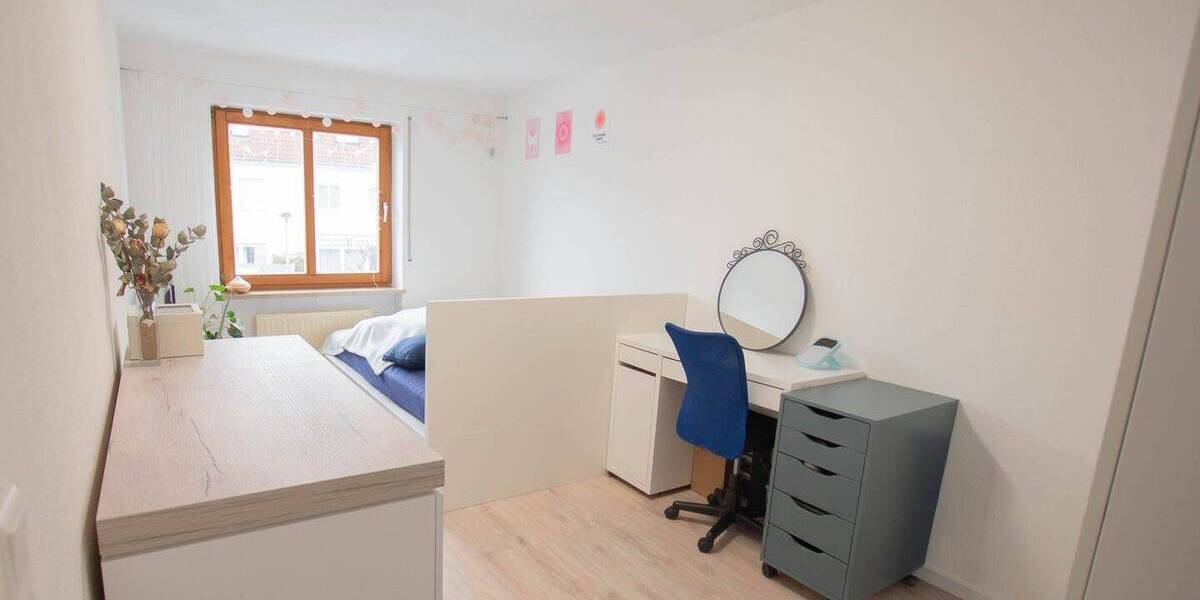 Reihenmittelhaus Amberg - 6 Zimmer, 116 m&sup2;, 369.000&euro; | Angebot:25985338