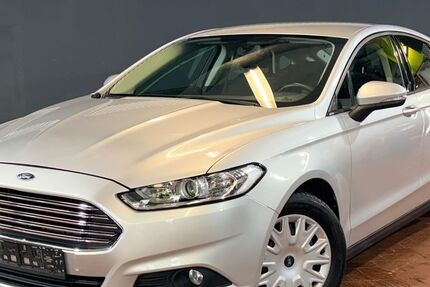 Ford Mondeo 74.879 km 11.990 € Rodgau 63110