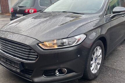 Ford Mondeo 152.100 km 8.950 &euro; Gelsenkirchen 45881