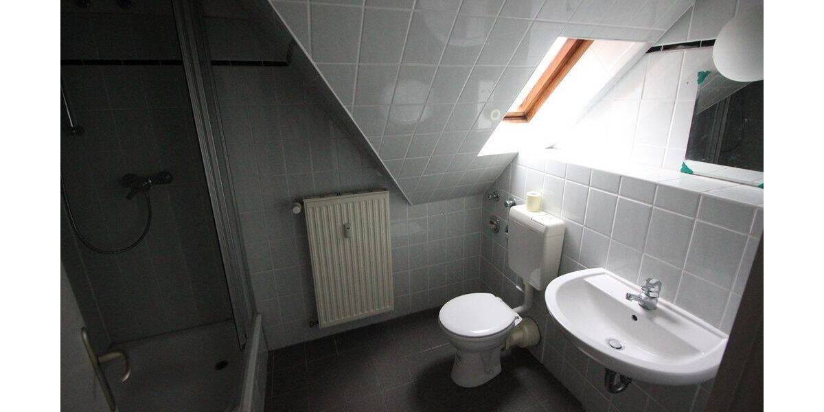 Etagenwohnung Schwerin Weststadt - 2 Zimmer, 48 m&sup2;, 400&euro; | Angebot:26843910