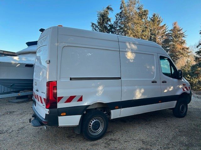 Mercedes-Benz Sprinter 225.000 km 42.900 &euro; Braunsbedra 06242