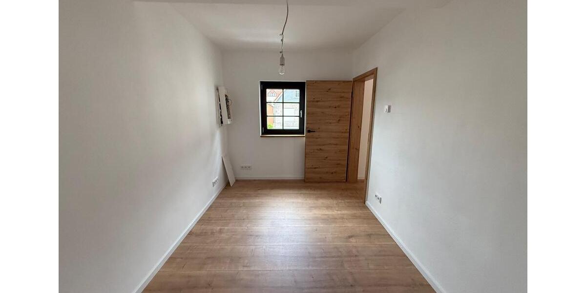 Terrassenwohnung Geisenheim - 4 Zimmer, 150 m&sup2;, 2.300&euro; | Angebot:26646552