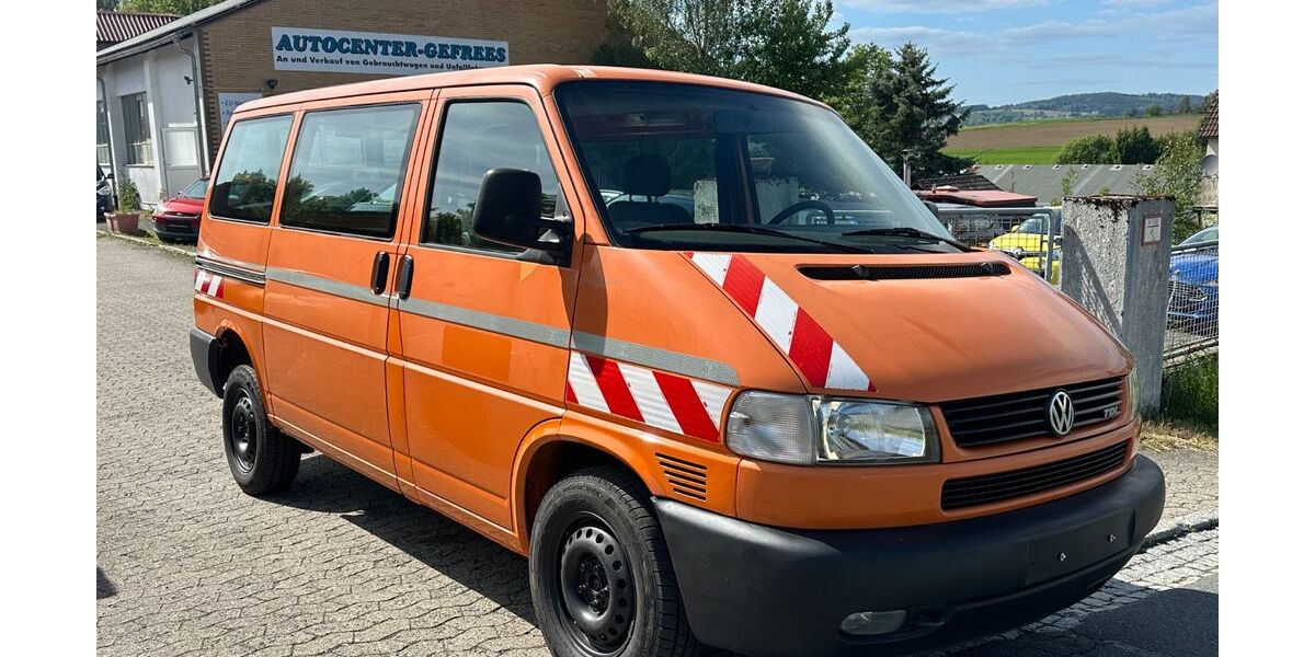 VW T4 Caravelle 245.000 km 12.999 &euro; Gefrees 95482