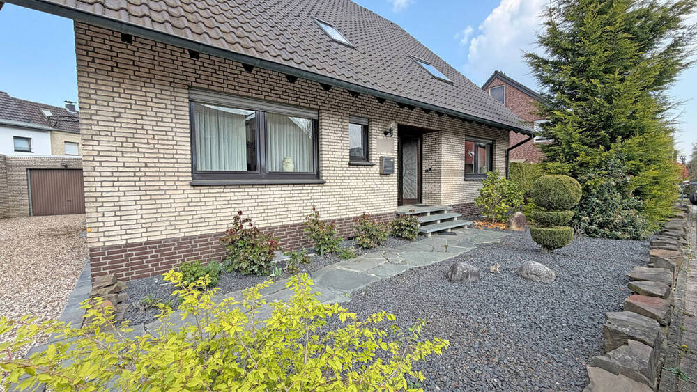 Einfamilienhaus Xanten - 7 Zimmer, 172 m&sup2;, 479.000&euro; | Angebot:26345622