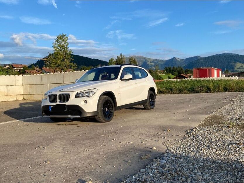 X1