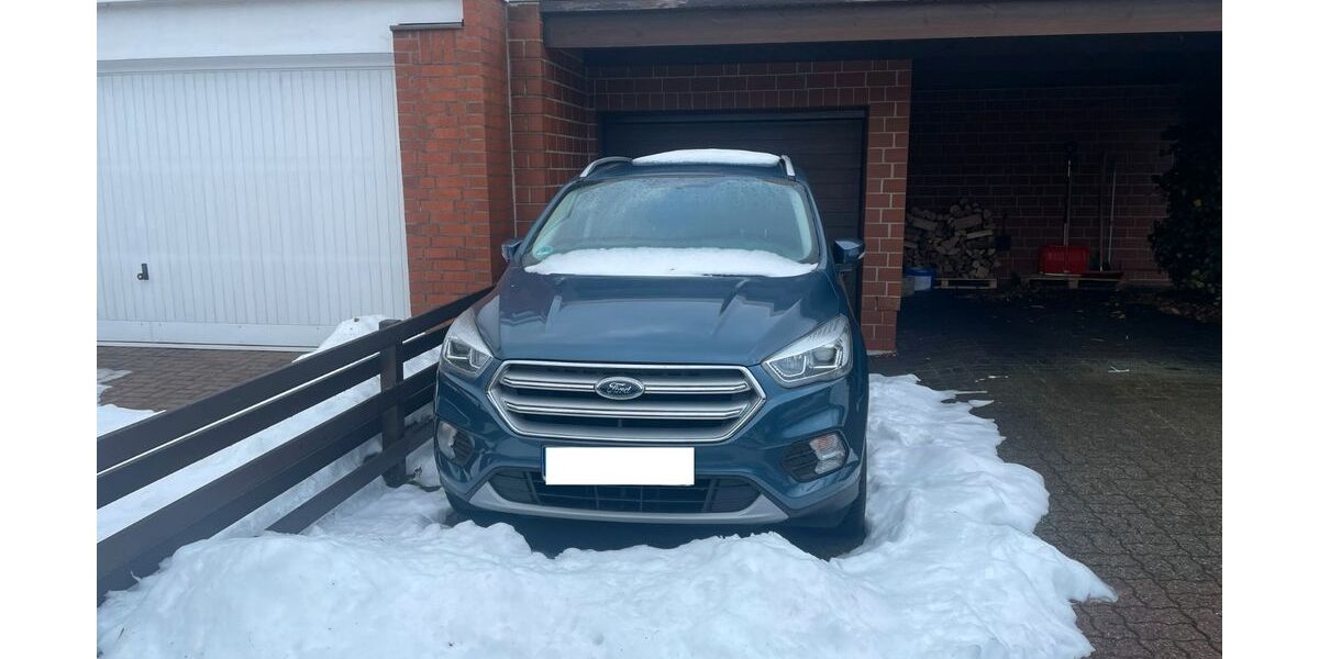 Ford Kuga 13.000 km 21.000 &euro; Braunschweig 38124