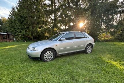 Audi A3 198.000 km 2.399 € Laupheim 88471