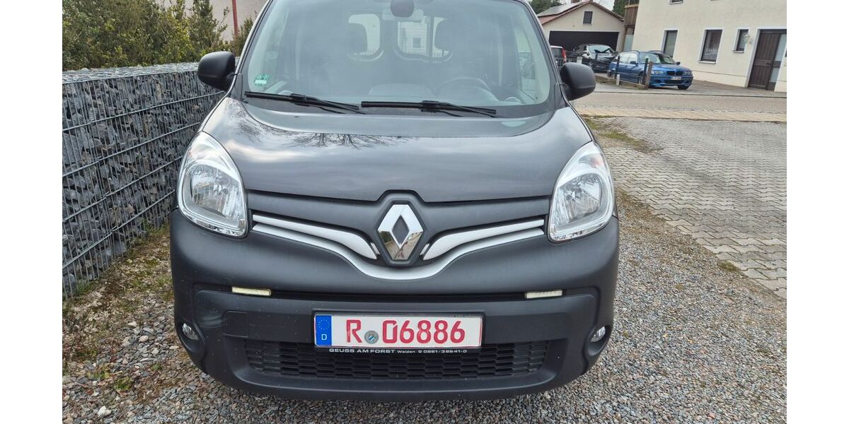 Renault Kangoo 96.700 km 7.990 &euro; Lappersdorf (Nähe Regensburg) 93138