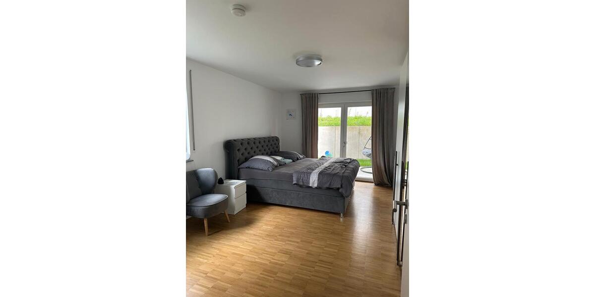 Erdgeschoßwohnung Kitzingen - 4.5 Zimmer, 128 m&sup2;, 1.360&euro; | Angebot:26350719