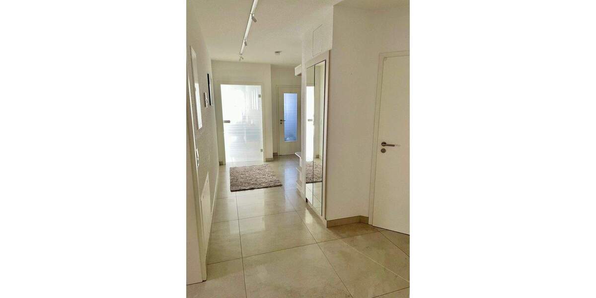 Etagenwohnung Oberkirch - 3 Zimmer, 106 m&sup2;, 1.270&euro; | Angebot:24435553