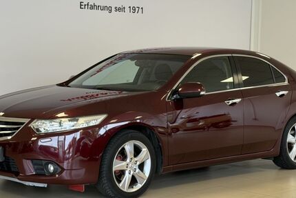 Honda Accord 109.000 km 10.950 &euro; Delligsen 31073