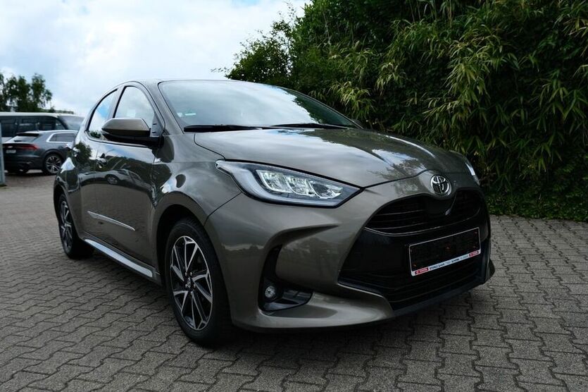 Yaris