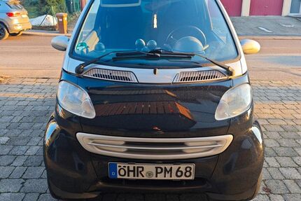 Smart ForTwo 218.235 km 900 &euro; Öhringen 74613