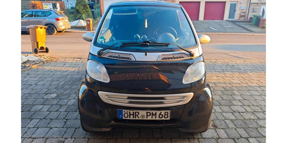 Smart ForTwo 218.235 km 900 &euro; Öhringen 74613