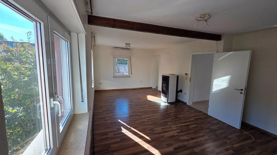 Mehrfamilienhaus, Wohnhaus Wetzlar Naunheim - 6 Zimmer, 160 m&sup2;, 1.500&euro; | Angebot:27667738