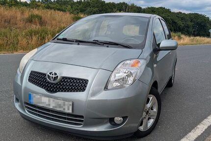 Toyota Yaris 141.238 km 3.249 &euro; Erzhausen 64390