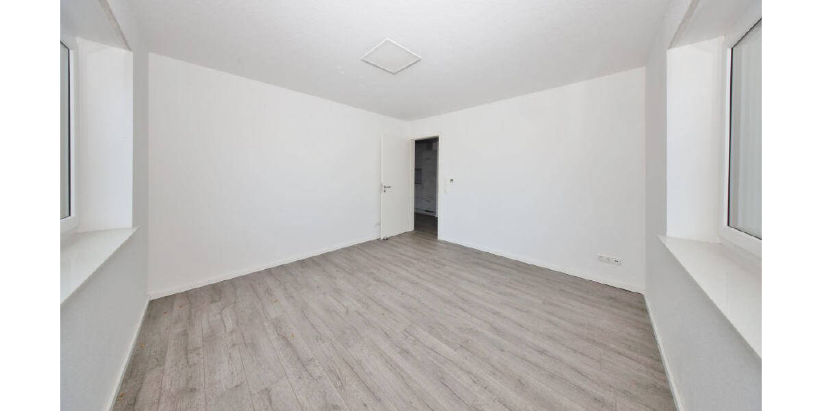 Etagenwohnung Wilhelmshaven-Neuengroden Neuengroden - 3 Zimmer, 73 m&sup2;, 230.000&euro; | Angebot:26219630
