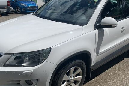 VW Tiguan 199.000 km 4.990 &euro; Lenggries,Fleck 83661