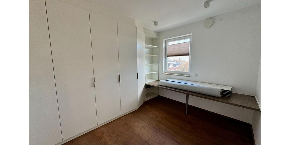 Dachterrassenwohnung mit erstklassiger Ausstattung am Udldinger Hang 3 zimmer