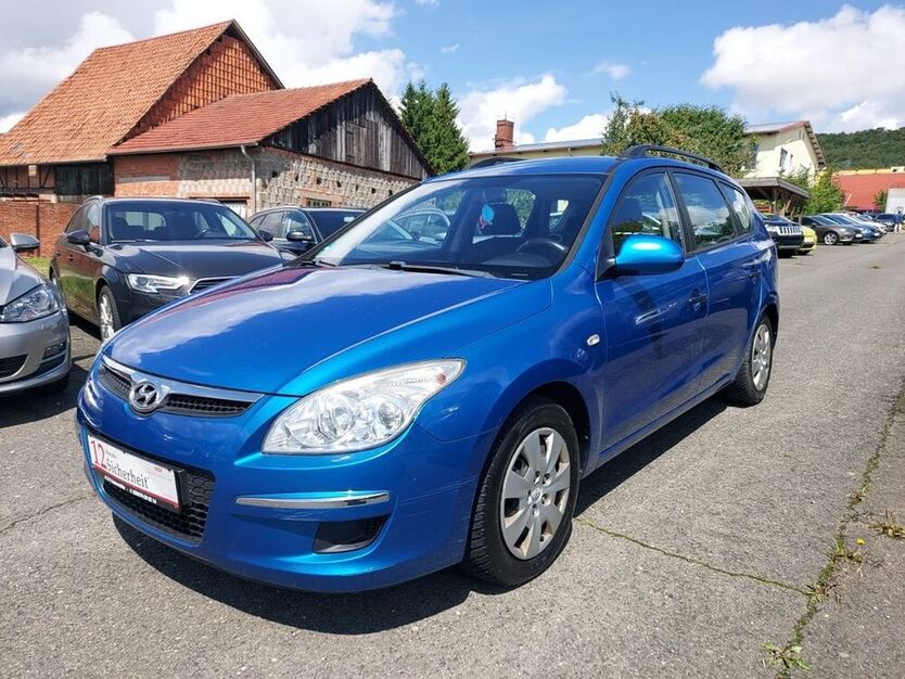 i30