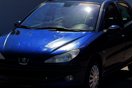 Peugeot 206 179.000 km 1.299 &euro; Völklingen 66333