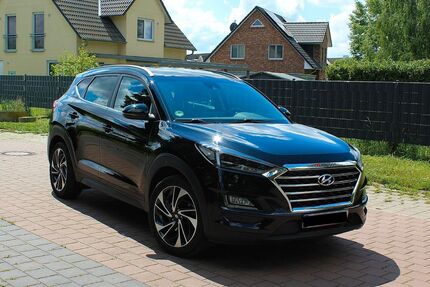 Hyundai TUCSON 145.000 km 13.990 &euro; Mittenwalde 15749