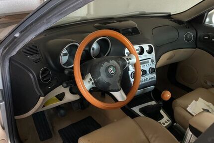 Alfa Romeo 156 195.000 km 799 € Brachbach 57555