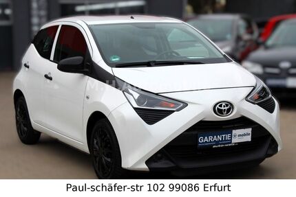 Toyota Aygo (X) 50.000 km 8.990 € Erfurt 99086