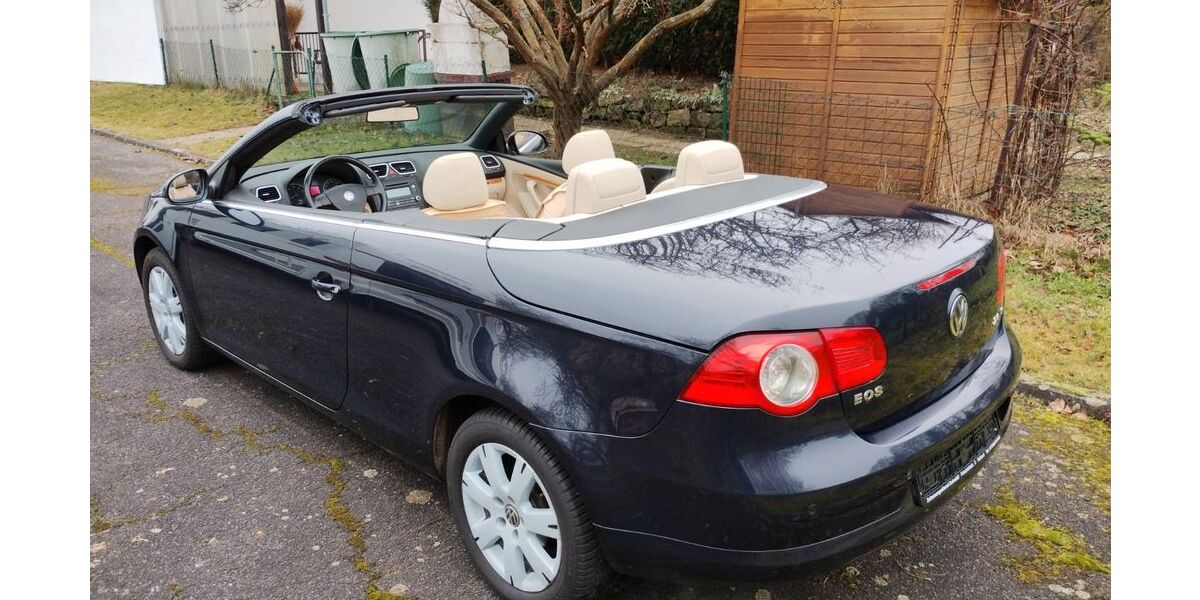 VW Eos 180.000 km 2.999 &euro; Homburg 66424
