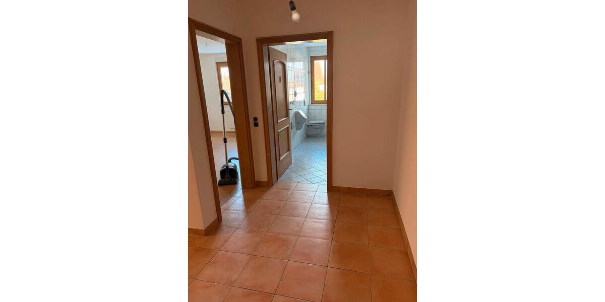 Erdgeschoßwohnung Lauterbach (Hessen) - 2 Zimmer, 79 m&sup2;, 720&euro; | Angebot:26142930