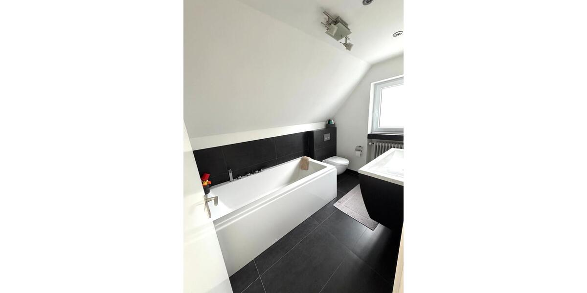 Doppelhaushälfte Mönchengladbach West - 5 Zimmer, 160 m&sup2;, 519.000&euro; | Angebot:26425390