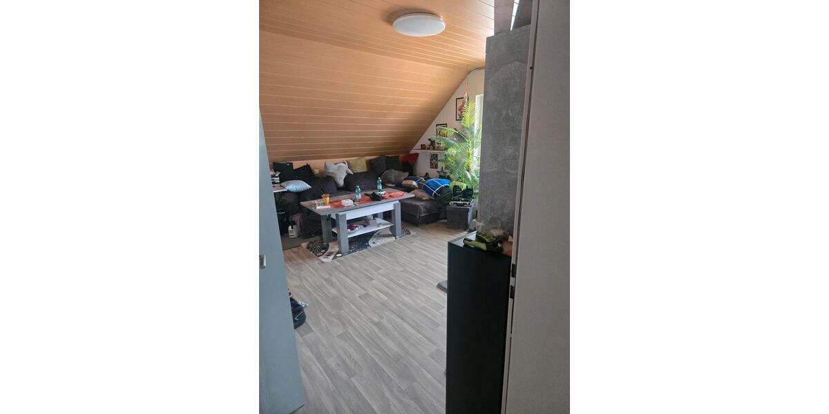 Dachgeschoßwohnung Wesendorf - 3.5 Zimmer, 101 m&sup2;, 225.000&euro; | Angebot:26786981