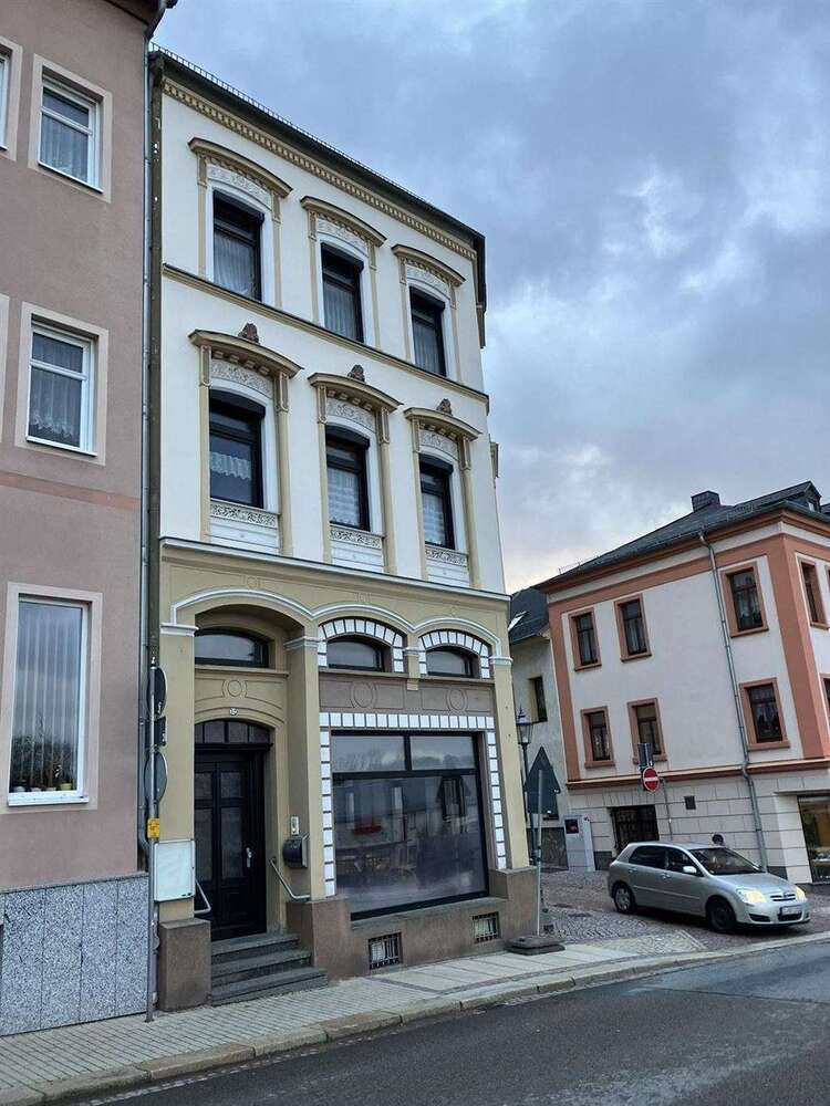 Haus zum Kaufen in Meerane 139.000 € 193 m²