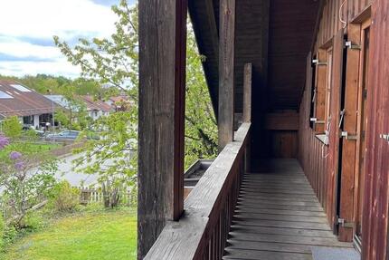 Helle 2 Zimmer Wohnung mit Balkon zimmer