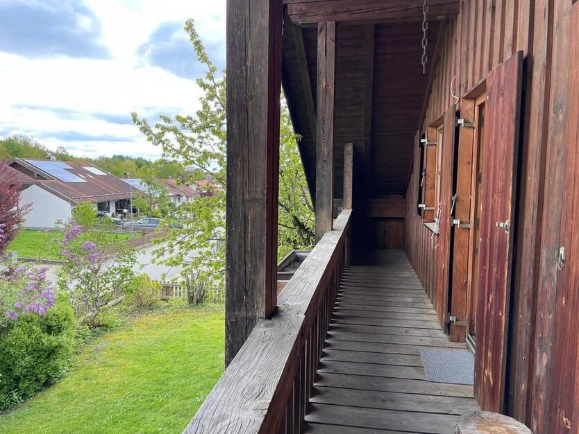 Helle 2 Zimmer Wohnung mit Balkon zimmer