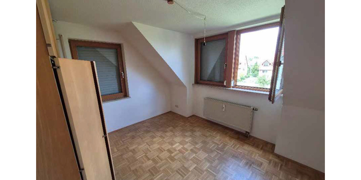 Dachgeschoßwohnung Neuendettelsau - 3 Zimmer, 78 m&sup2;, 231.500&euro; | Angebot:25904077
