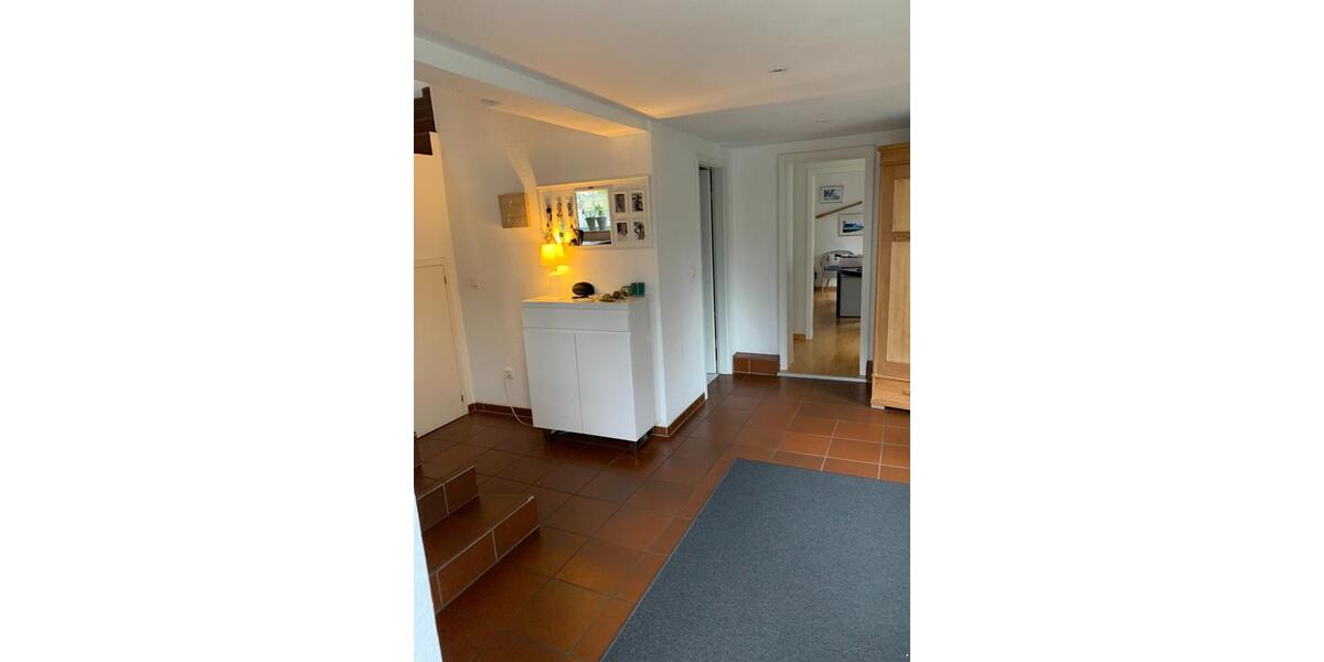 Einfamilienhaus Hannover Bothfeld-Vahrenheide - 8 Zimmer, 315 m&sup2;, 2.890&euro; | Angebot:24604833