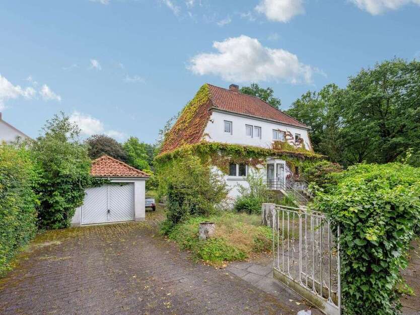Haus zum Kaufen in Bremen 450.000 € 208 m²