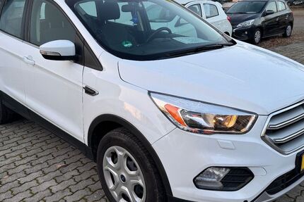 Ford Kuga 90.000 km 10.990 &euro; Dachau 85221