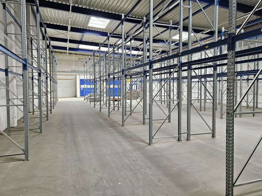 Halle in Sundern (Sauerland) 3.180 € 900 m²